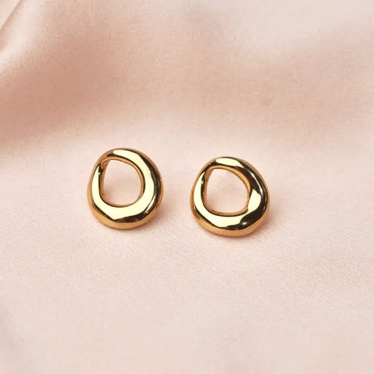 Modern, curved earrings