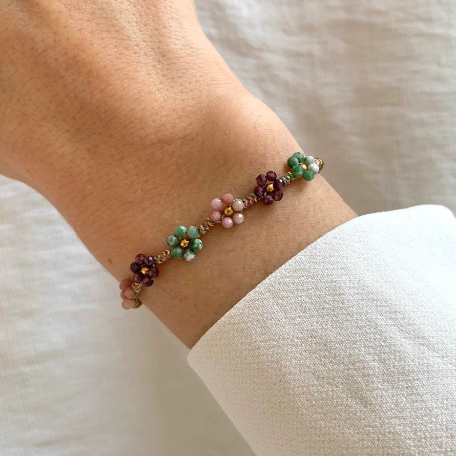 Bracelet with colorful beads flowers