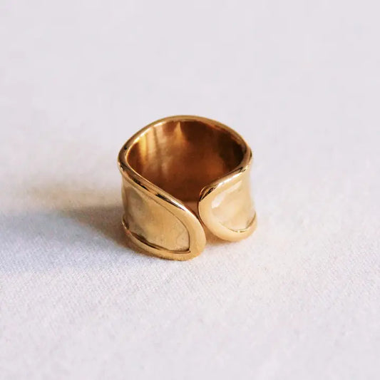 Statement Ring gehämmert