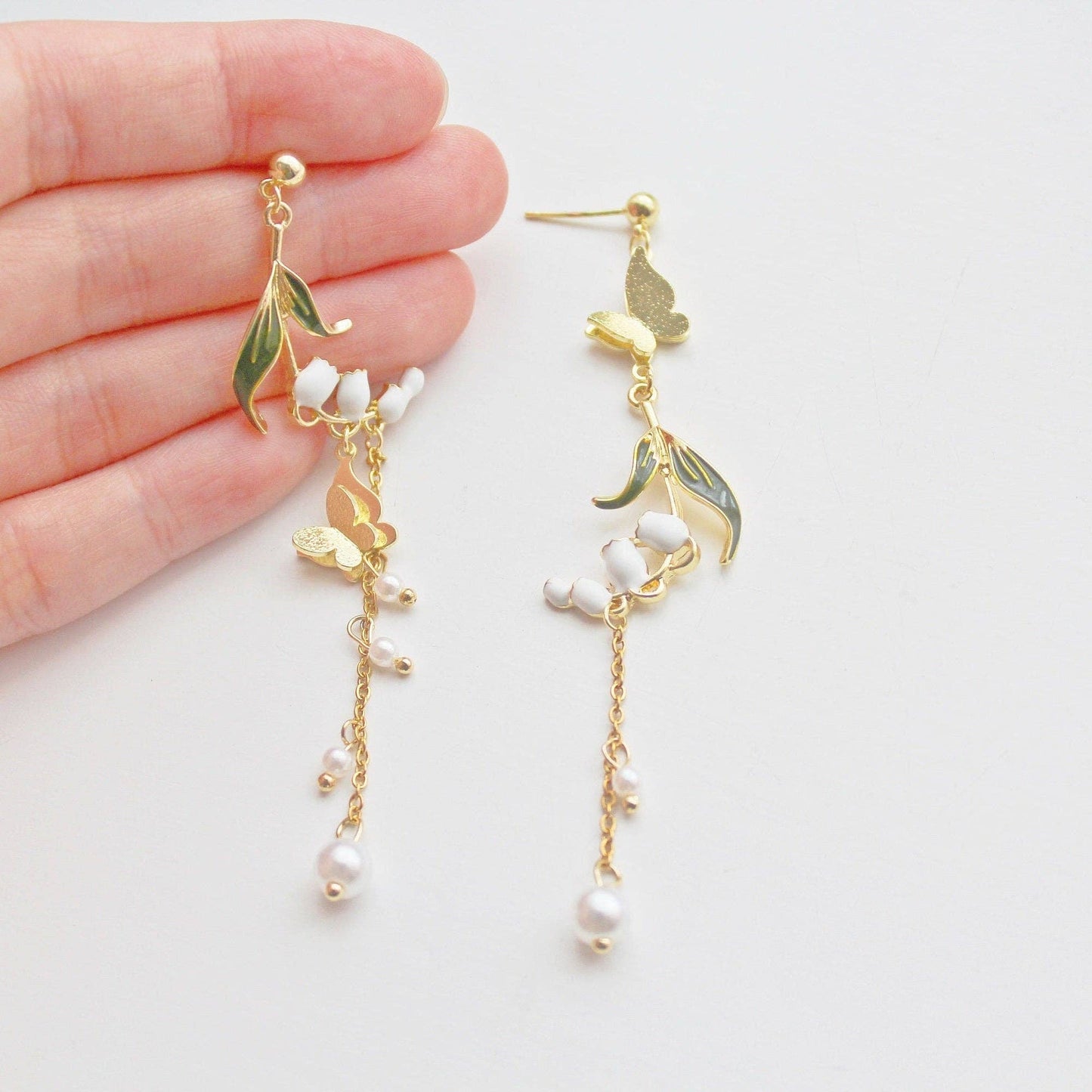 Lily of the valley earrings with pearls