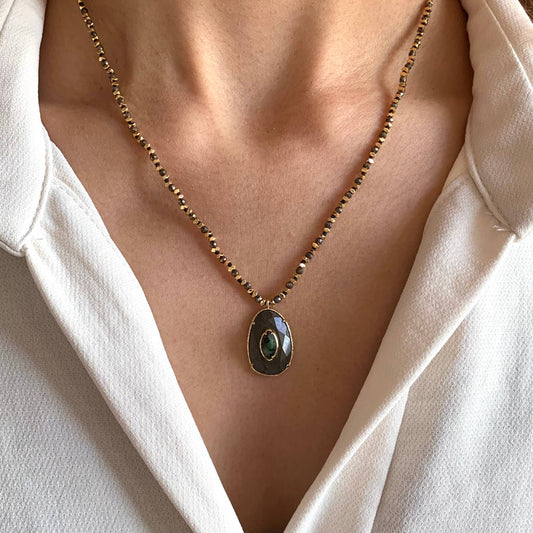 Necklace with grey pendant and labradorite