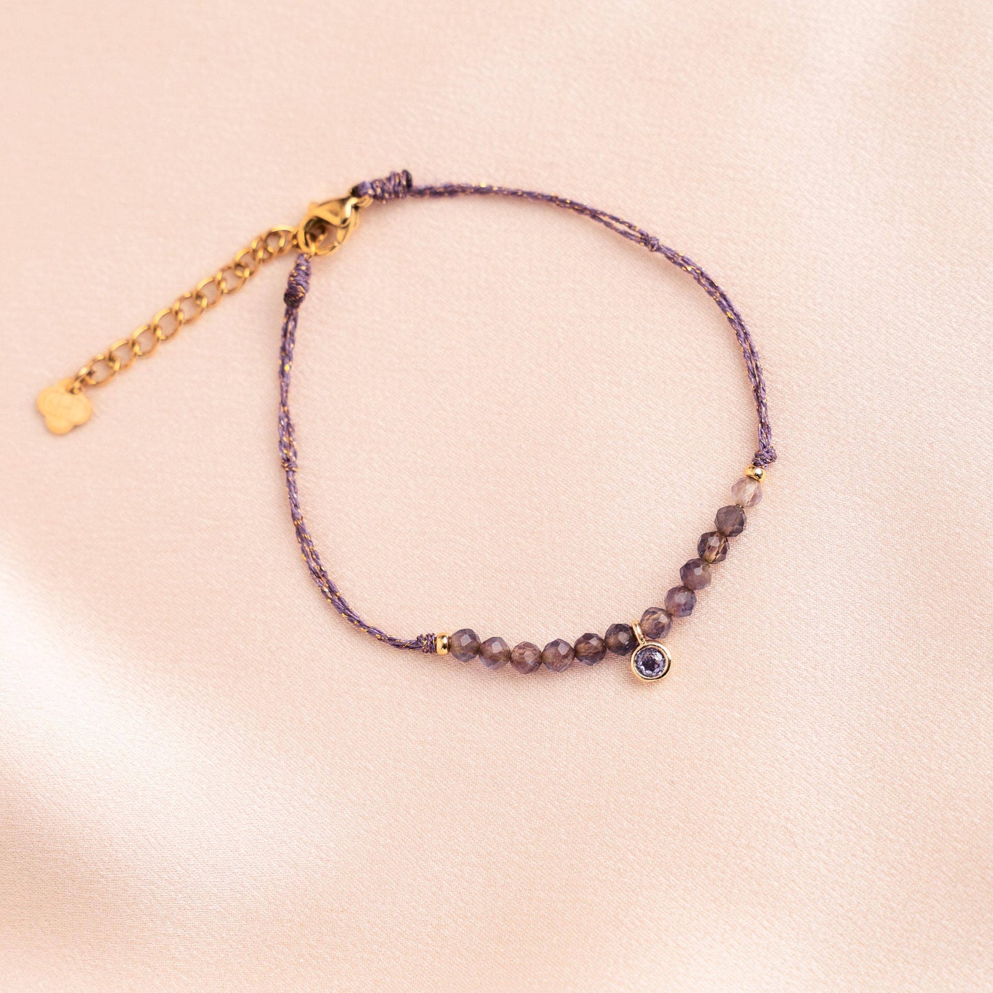 Lila Armband mit Amethystperlen und Kristall