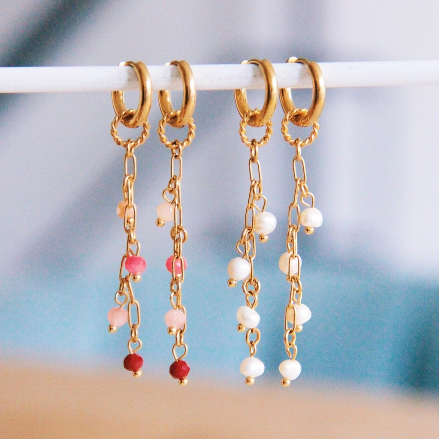Earrings with pearl necklace, red
