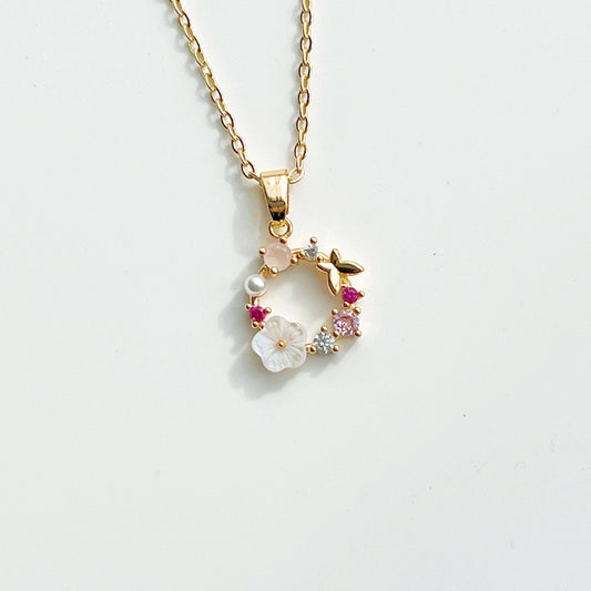 Flower wreath necklace, gold