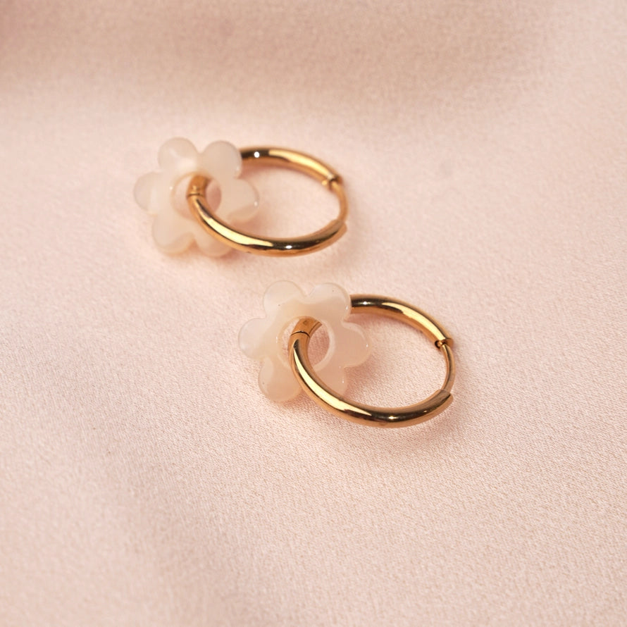 Hoop earrings with pink flower