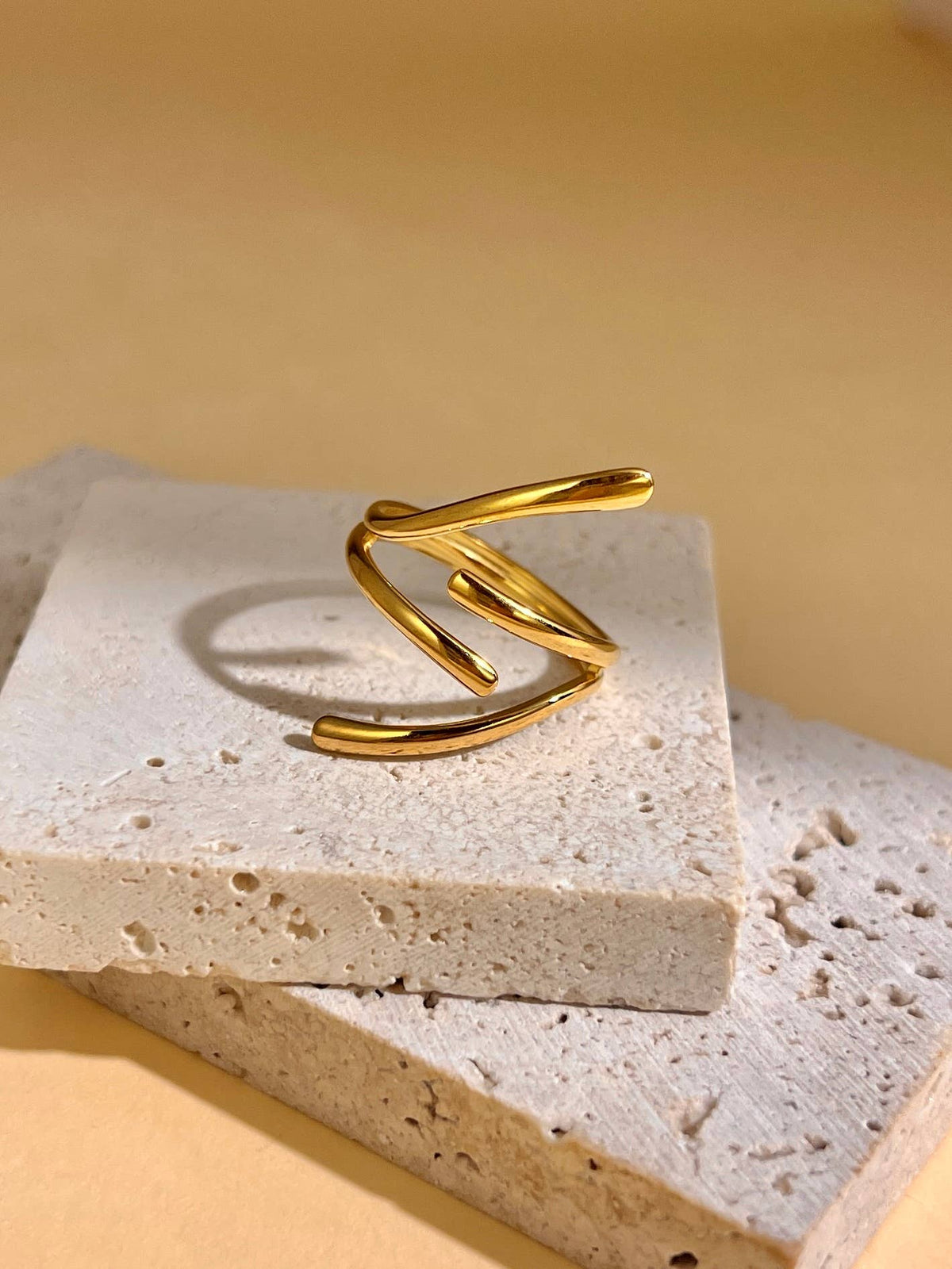 Moderner, verstellbarer Ring