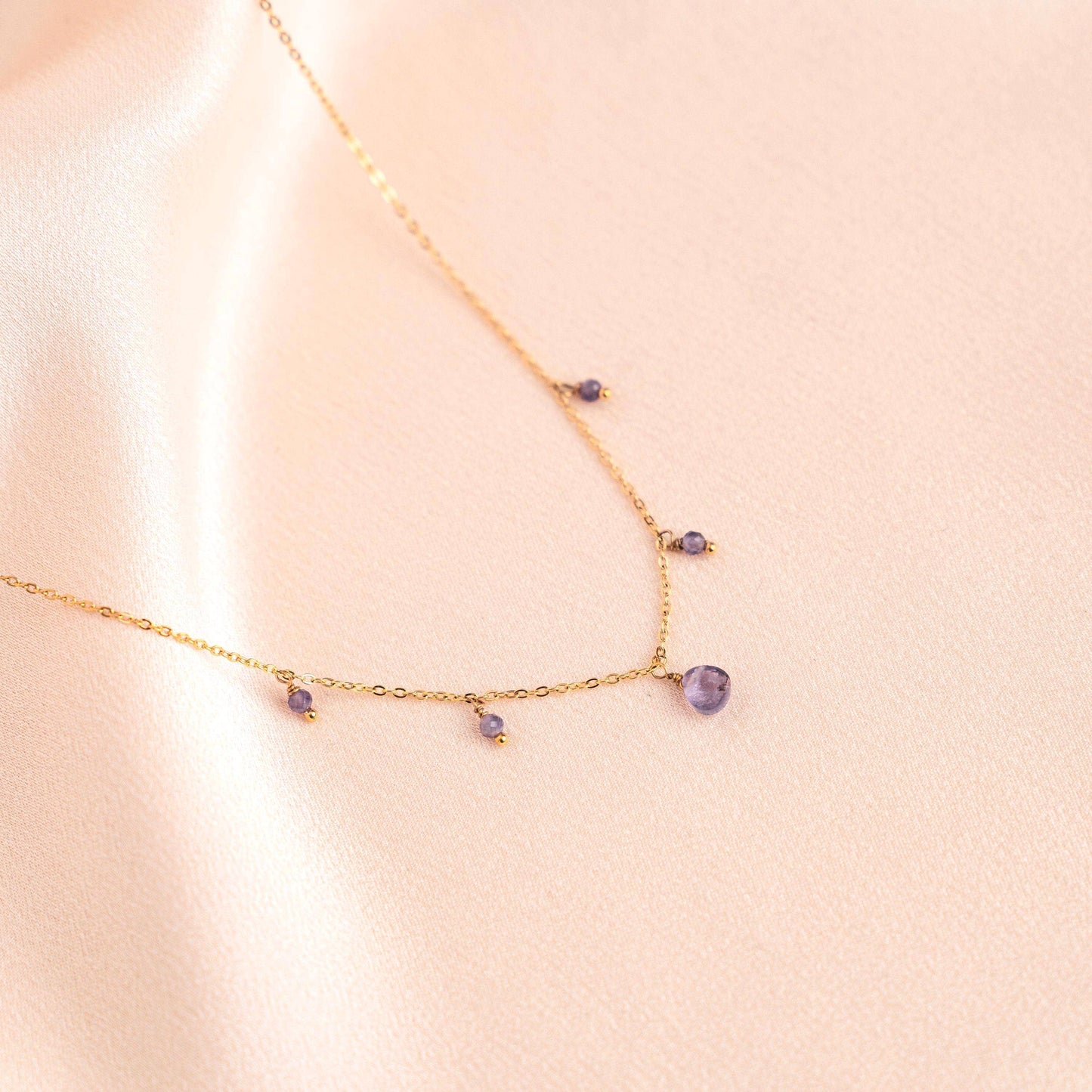 Kette mit Amethyst Anhängern