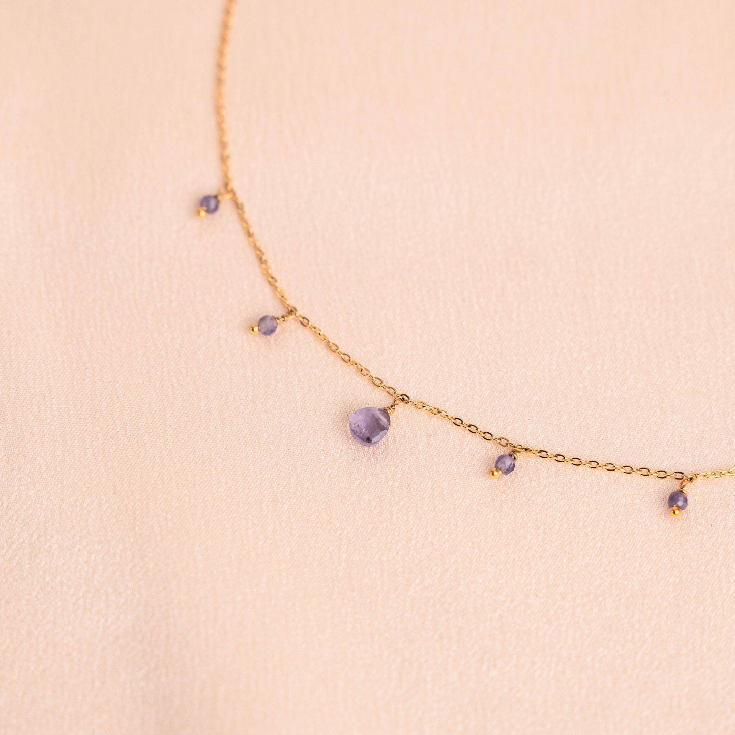 Kette mit Amethyst Anhängern