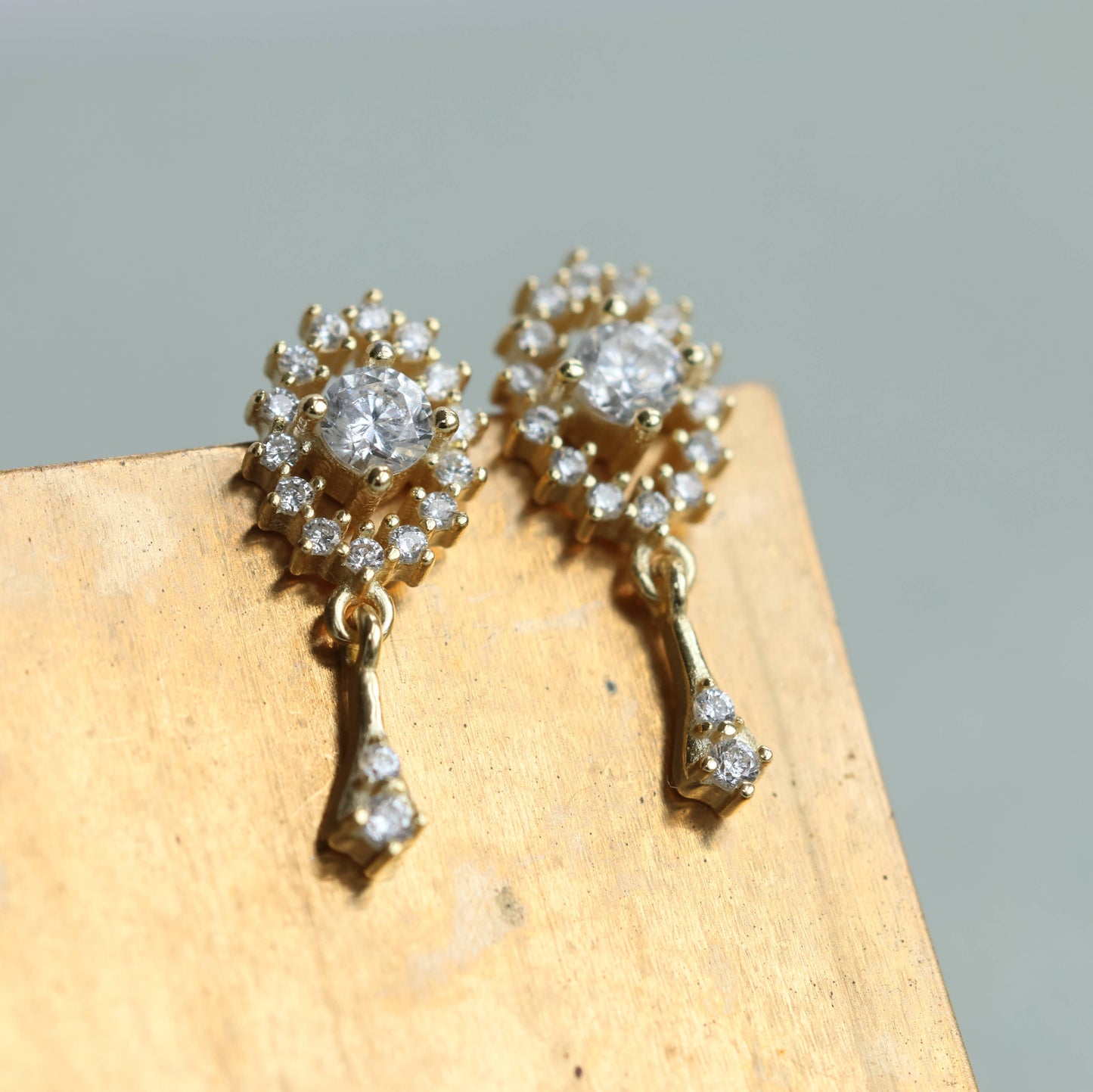 Boucles d'oreilles vintage en cristal avec pendentif