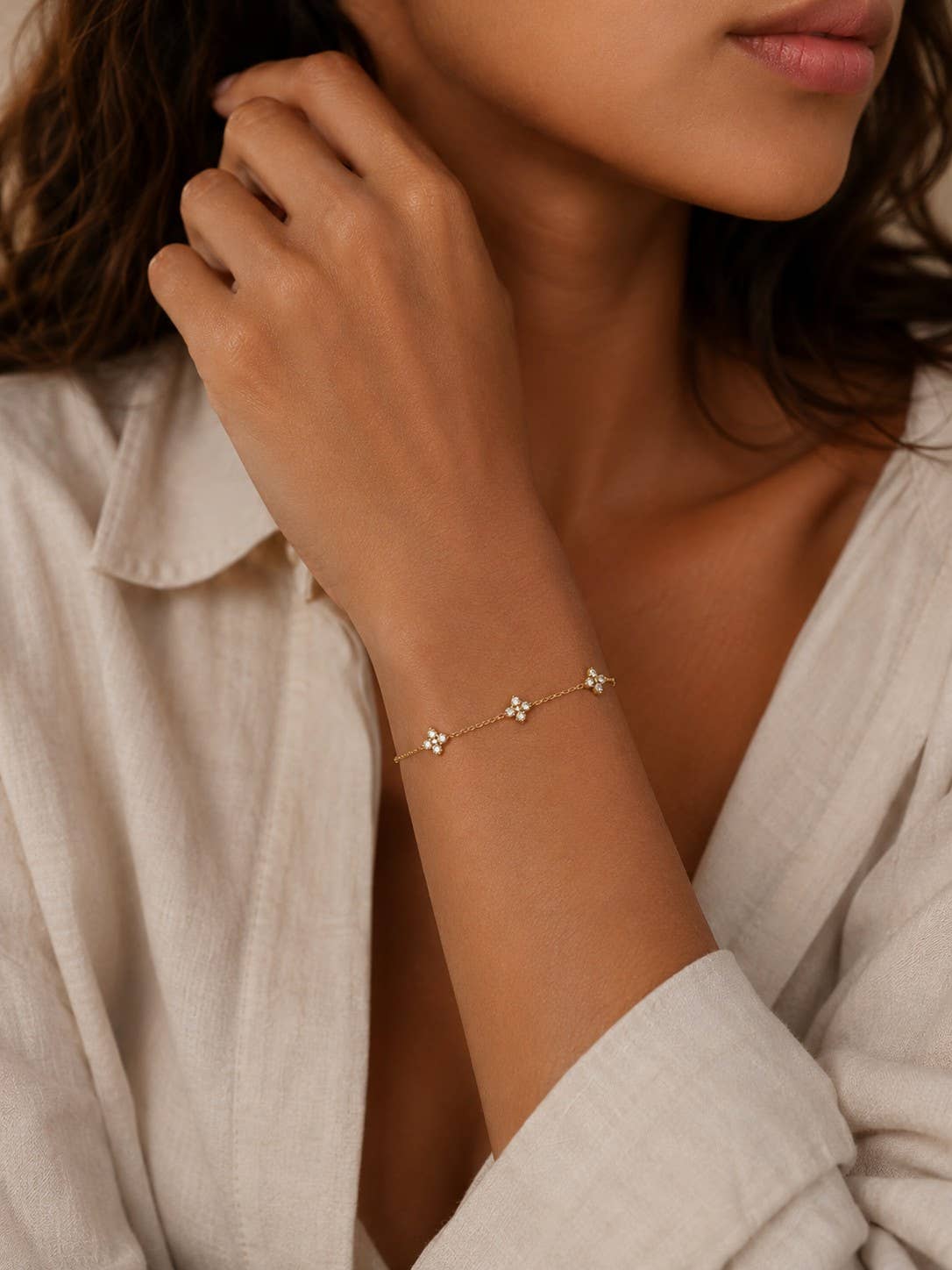 Armband mit drei Kristall Kleeblättern