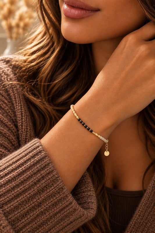Filigranes Armband mit Natursteinen und Miyuki-Perlen