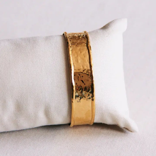 Statement Armreif gehämmert