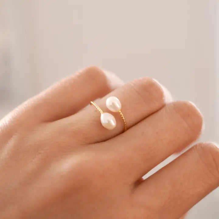 ring with two pearls
